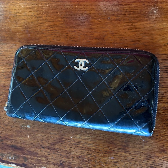 CHANEL *project wallet* authentic please see description - Picture 1 of 8